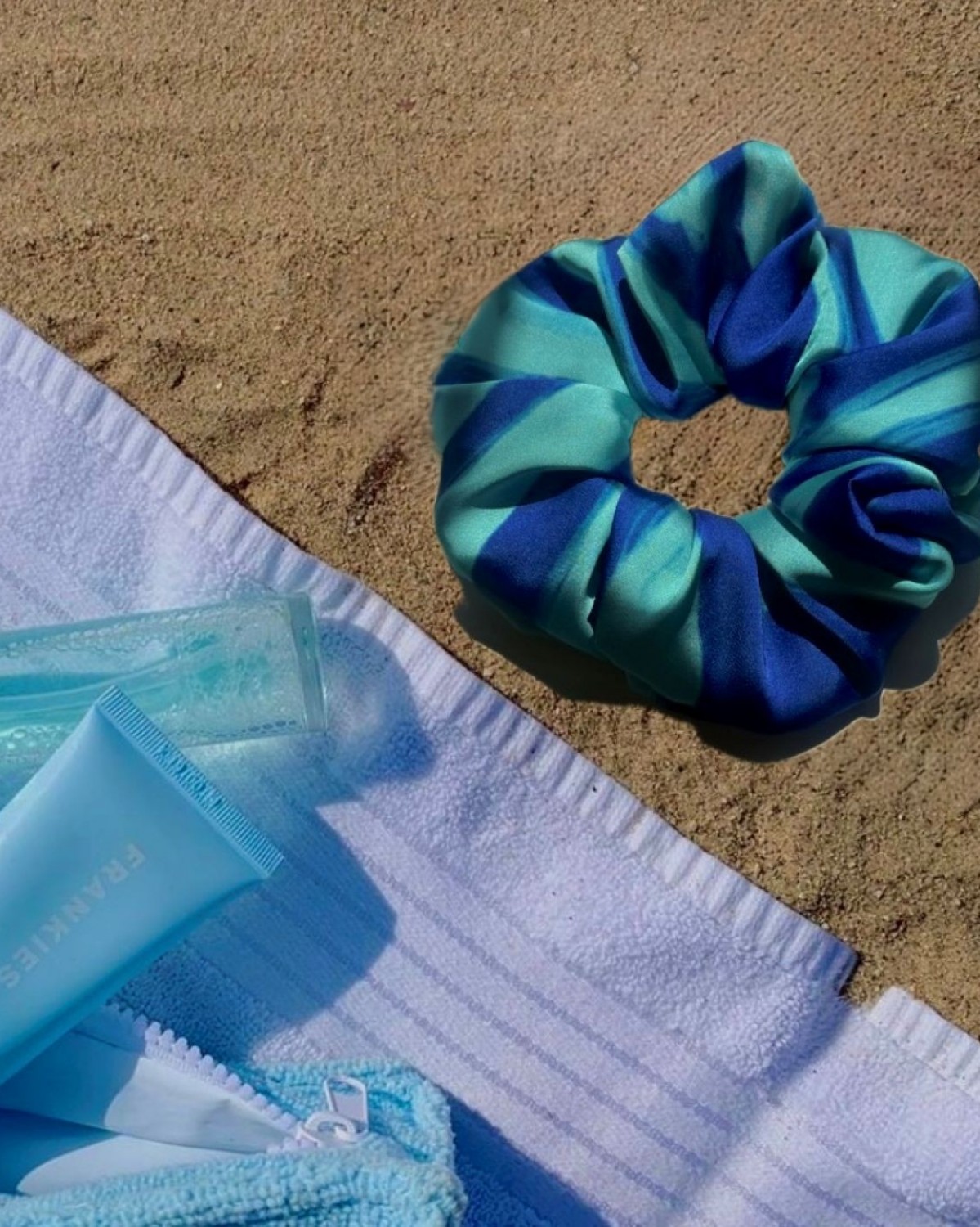 Scrunchie Σατέν Εμπριμέ Γαλάζιο