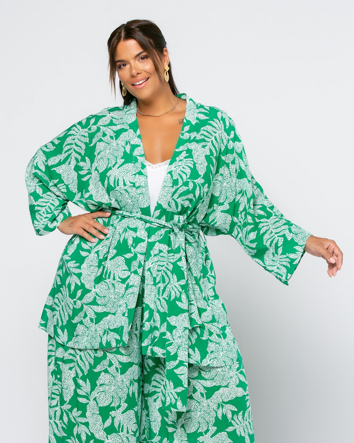 Komplet kimono i spodnie w kwiaty, kolor zielony